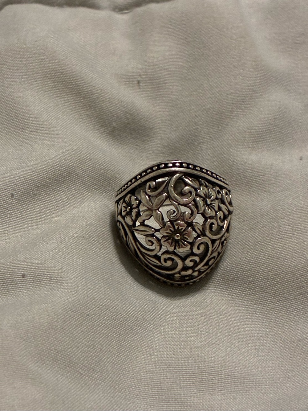 Sterling silver Floral dome Ring